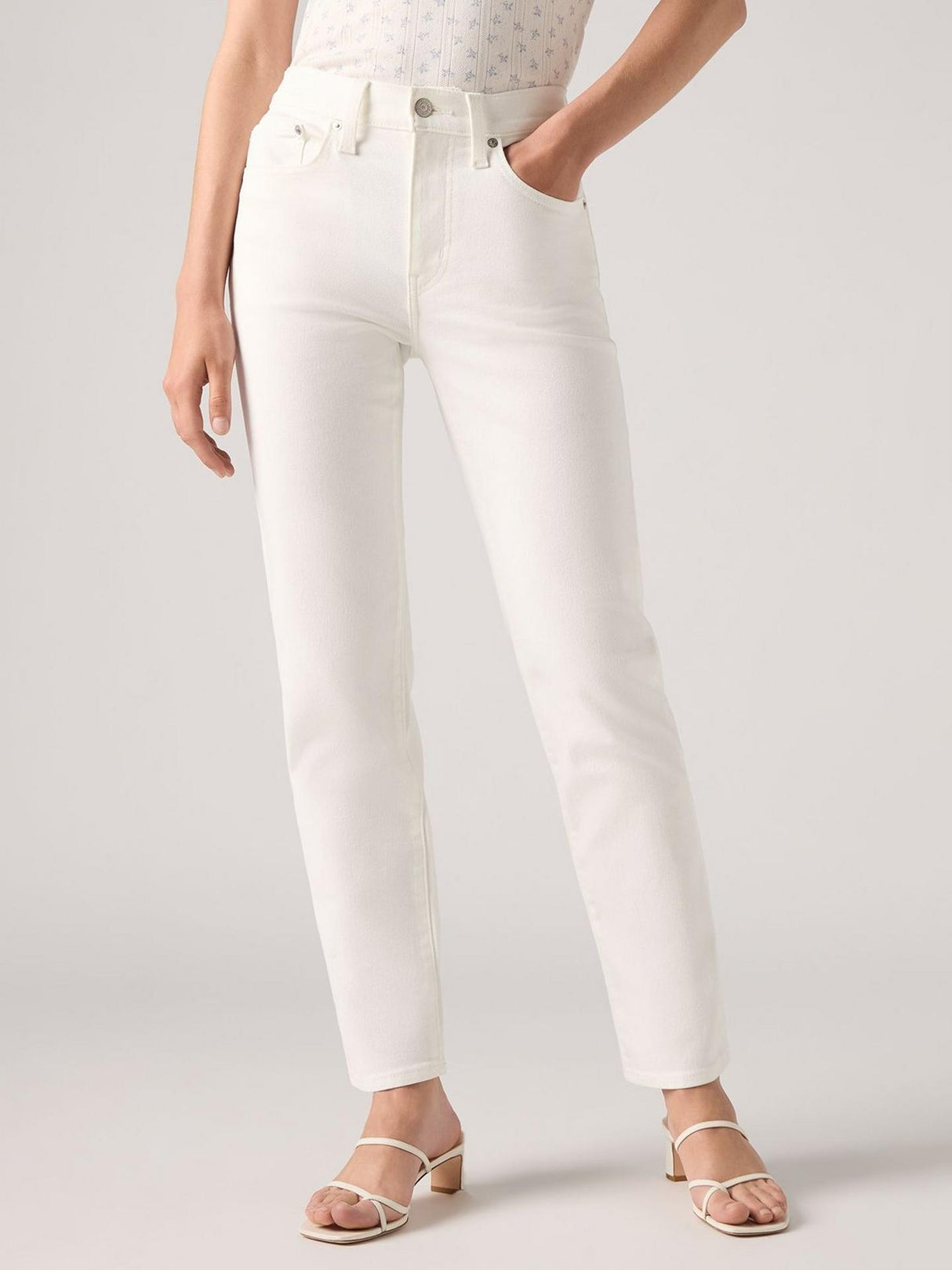 Levi's 724 Womens High Rise Slim Straight Leg Jeans, Cloud Dancer - W30/L30