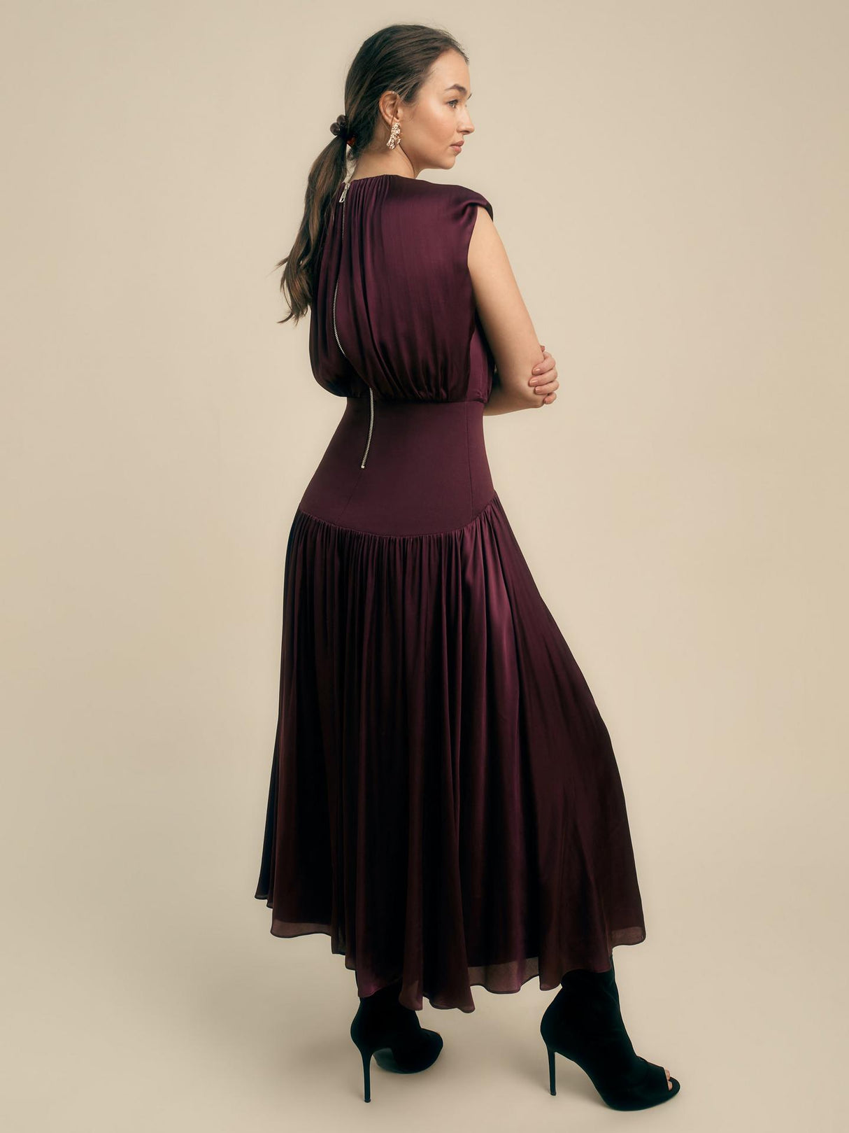 FLORERE Pleated A-Line Sleeveless Midi Womens Dress - Burgundy - Size 8