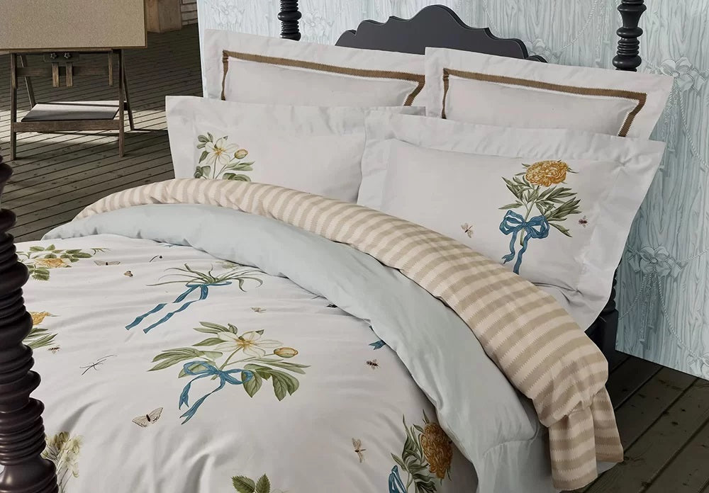 Sanderson x Giles Deacon Cupid's Beau Duvet Cover Set - Multi - King Size