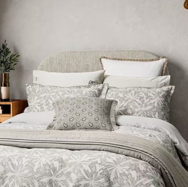 Bedeck of Belfast Cora Cotton Lined Quilted Throw 200 x 150cm - Light Grey - Kazoop