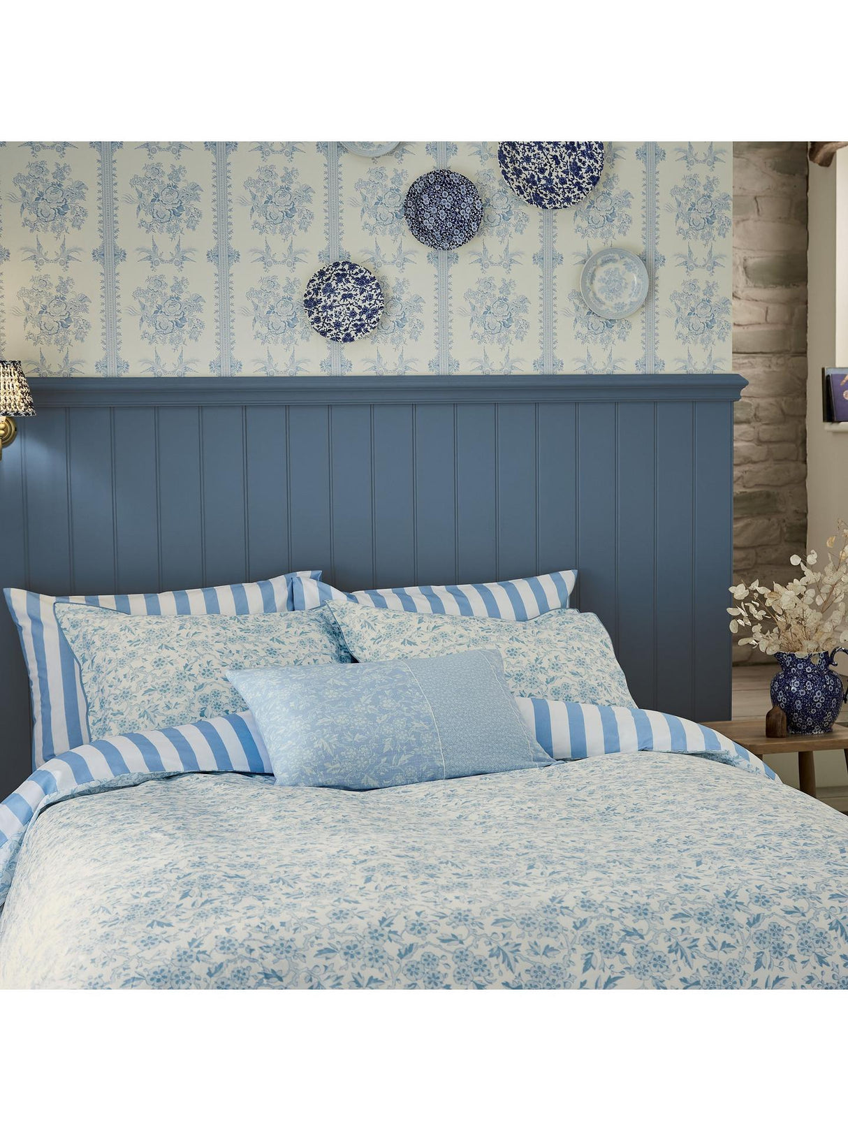Burleigh x Bedeck Arden Cotton Double Duvet Cover Set Blue W260 x D220cm