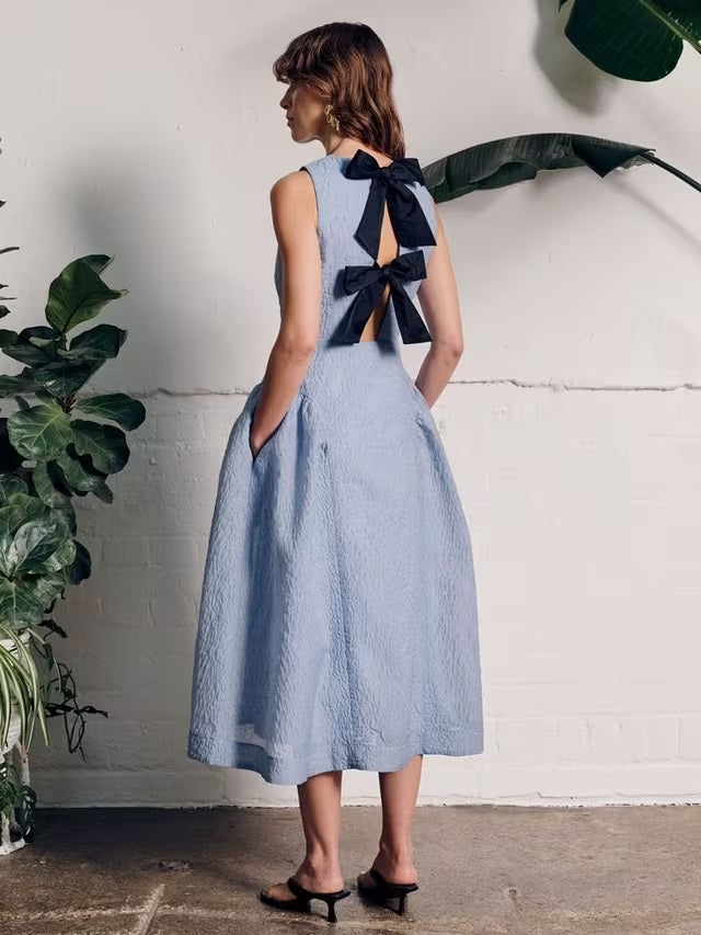 VIVERE Pippa Bow Back Midi Sleeveless Occasion Dress - Light Blue - UK 8