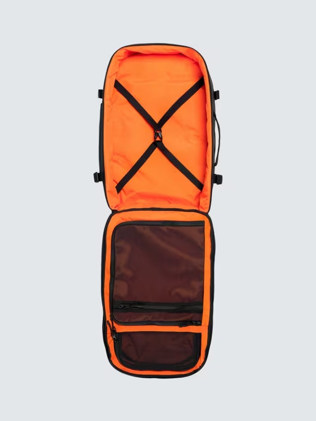 Stubble & Co 30L Hybrid Travel Backpack with Laptop Compartment - Black