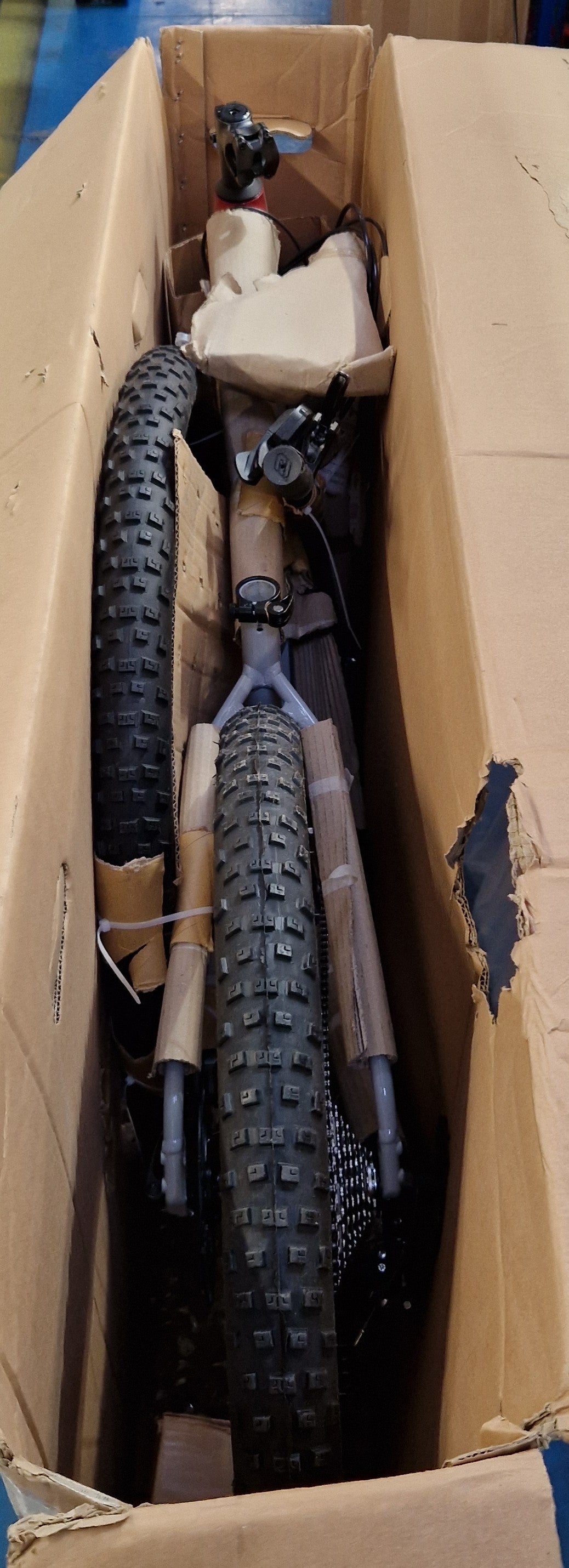 Polygon Xtrada 5 27.5" Wheel Unisex Mountain Bikes - Grey/Red - Small Frame