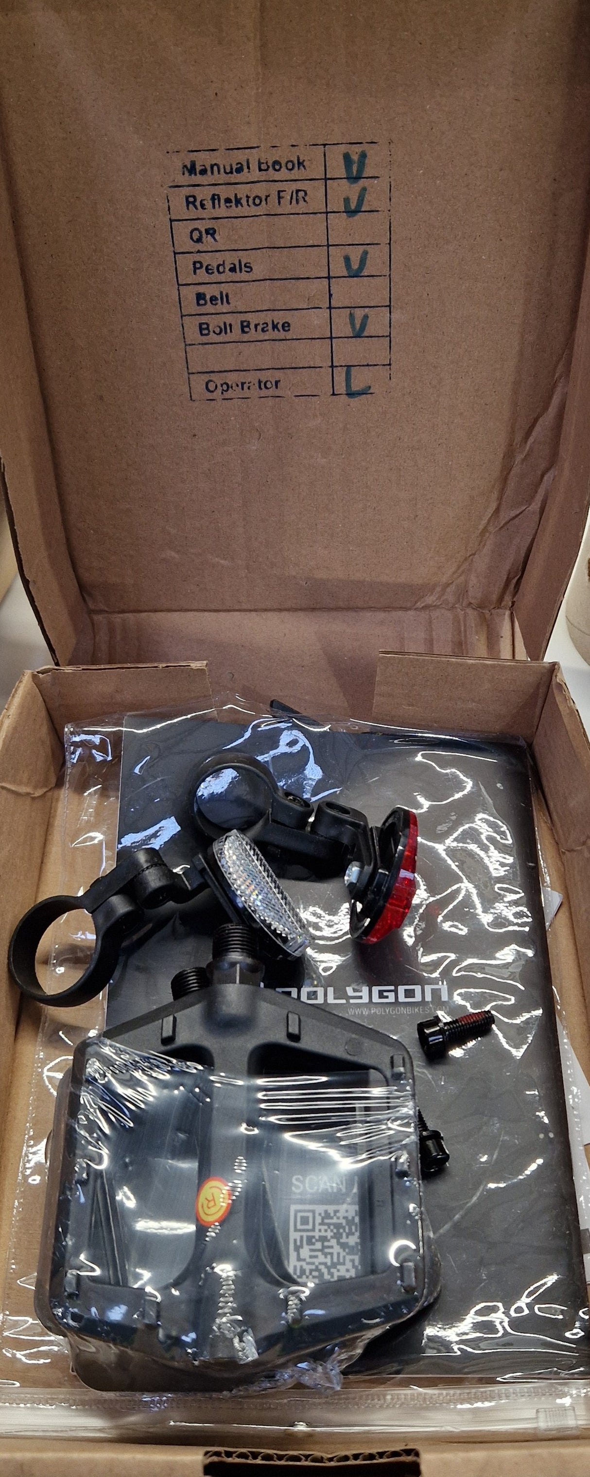 Polygon Xtrada 5 27.5" Wheel Unisex Mountain Bikes - Grey/Red - Small Frame