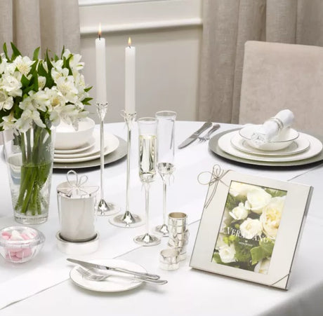 Vera Wang Love Knots Photo Frame 8 x 10" (20 x 25cm) - Silver Plated