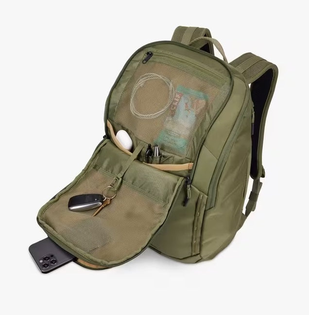 Thule Chasm 26L Unisex Travel Backpack with Laptop Compartment - Olivine