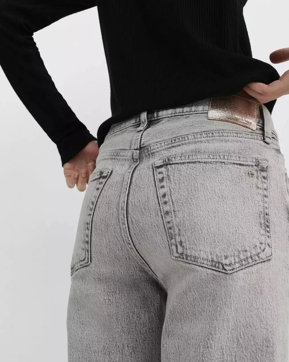 Rag & Bone Harlow Mid Rise Vintage Stretch Straight Cut Jeans - Glacier - 31