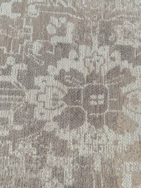 Louis De Poortere Traditional Persian Design Tabriz Rug 240 x 170cm - Suede - Kazoop 