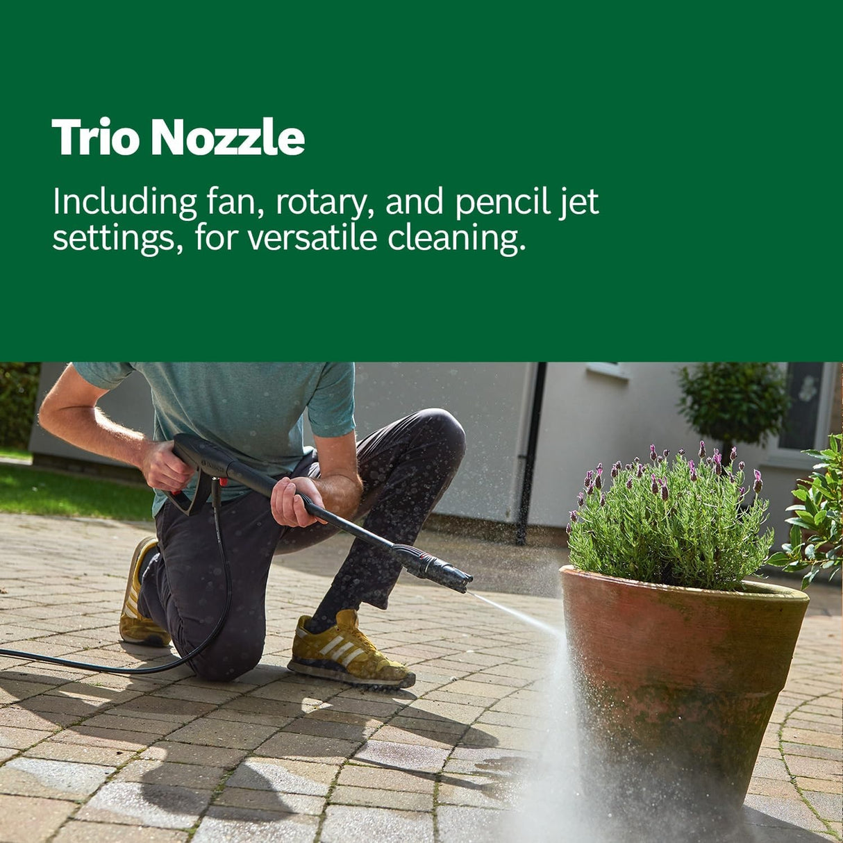 Bosch Universal Aquatak 125 Compact Pressure Washer 1500W 125bar - Green