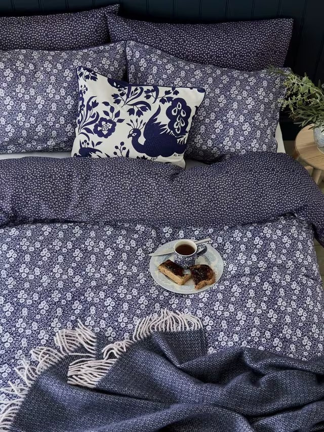 Burleigh x Bedeck Decorative Fringed Soft Wool Throw 170 x 130cm - Blue