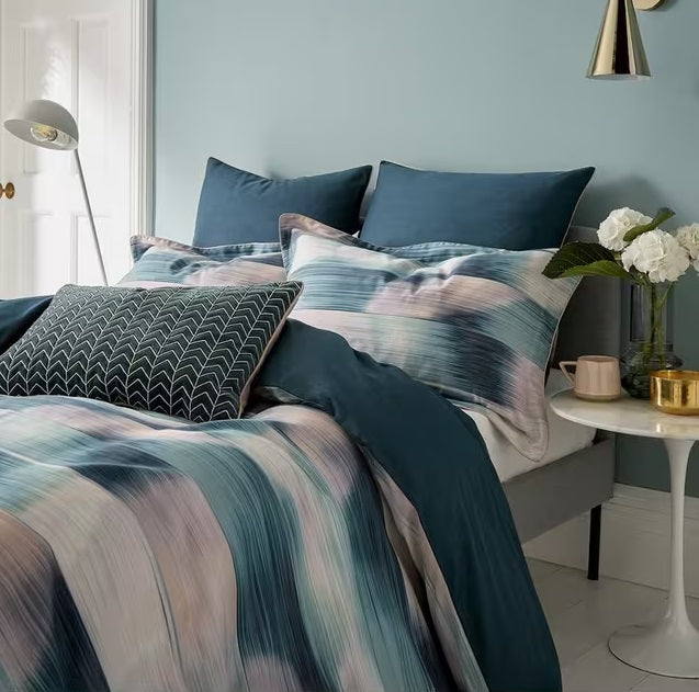 Harlequin Oscillation Abstract Cotton Sateen Blue Duvet Cover Set - King