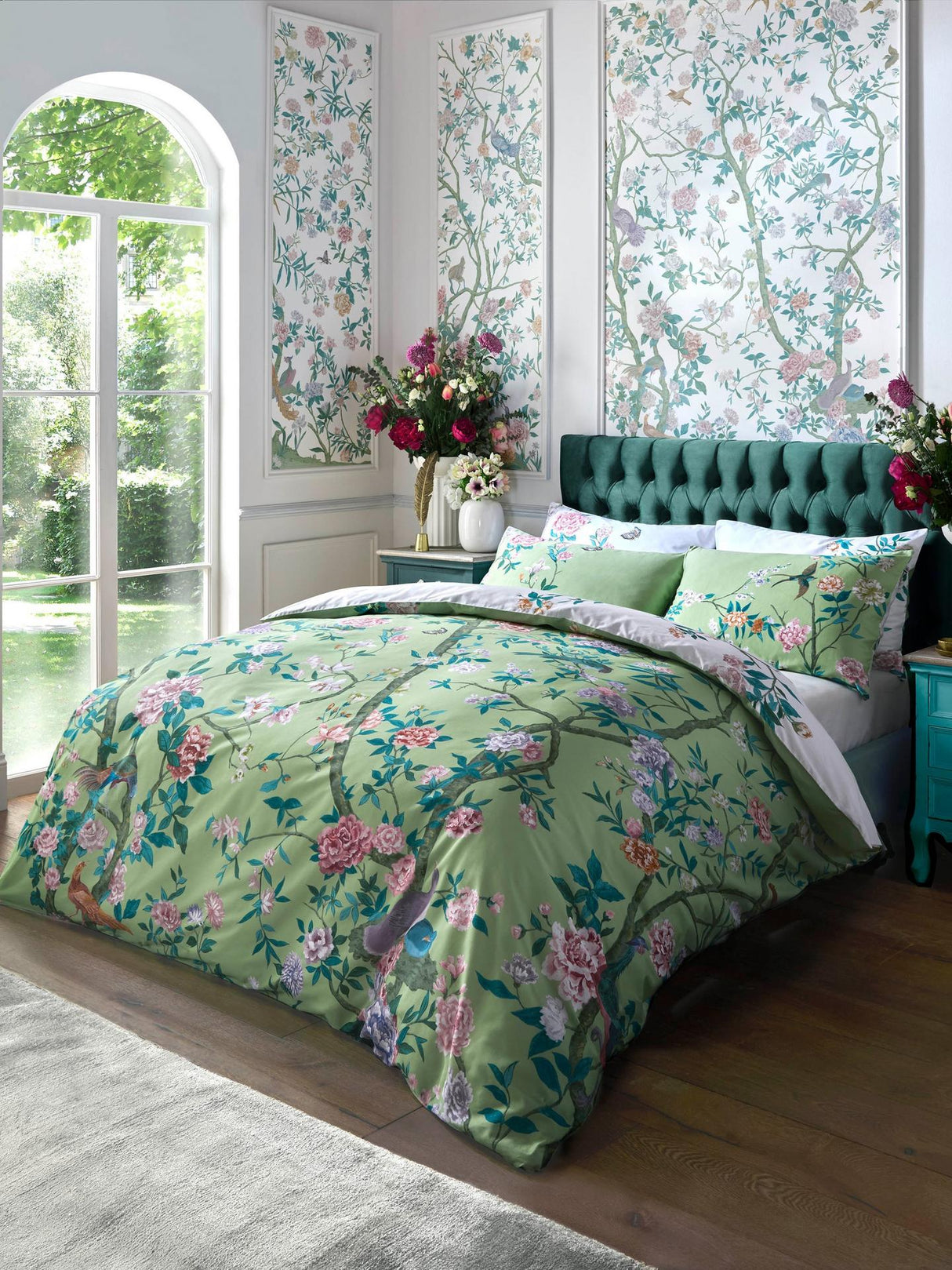 Graham & Brown Chinoiserie Garden Cotton Super King Duvet Cover Set - Green