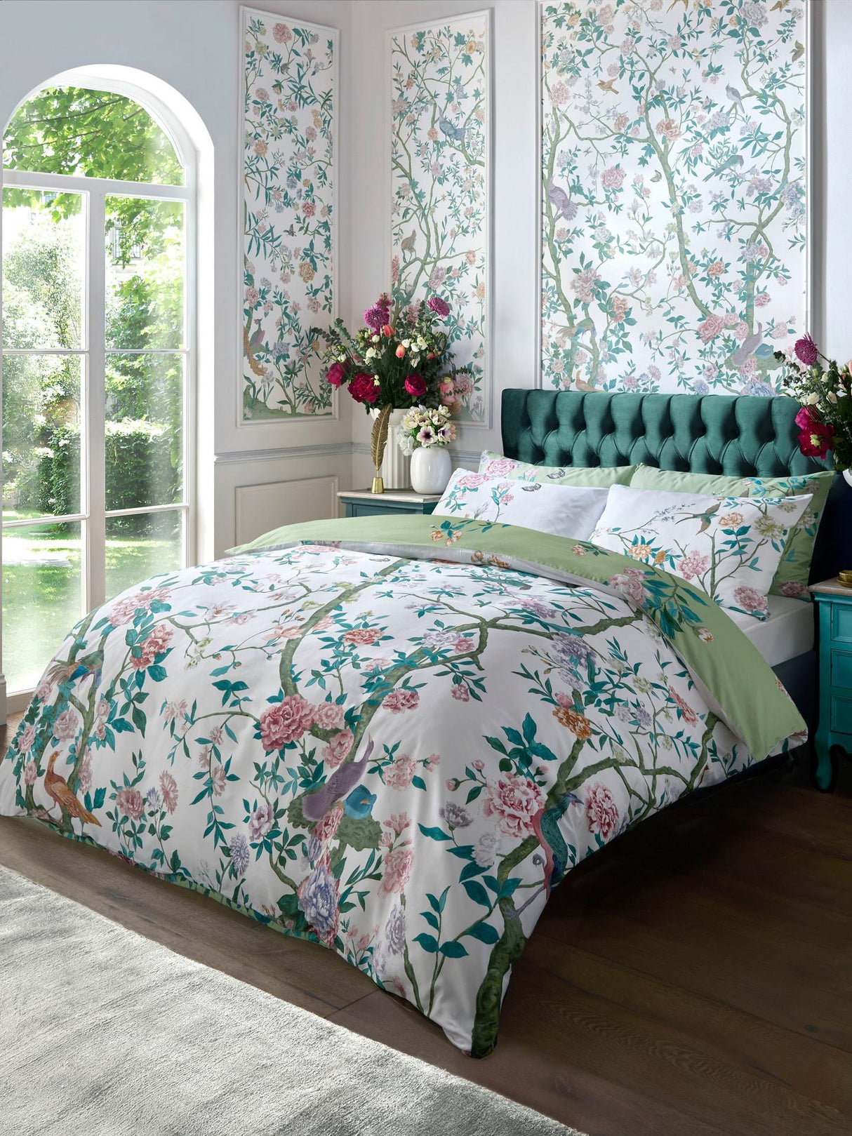 Graham & Brown Chinoiserie Garden Cotton Super King Duvet Cover Set - Green