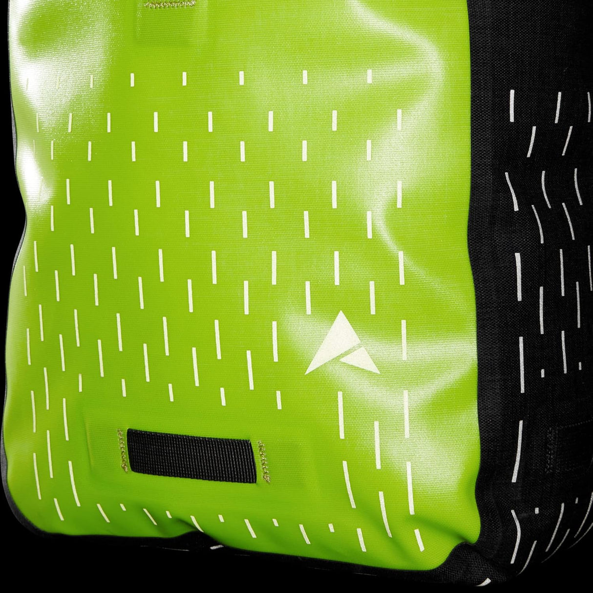 Altura Thunderstorm City 20 2021 Waterproof 20L Backpack - Hi-Viz Yellow