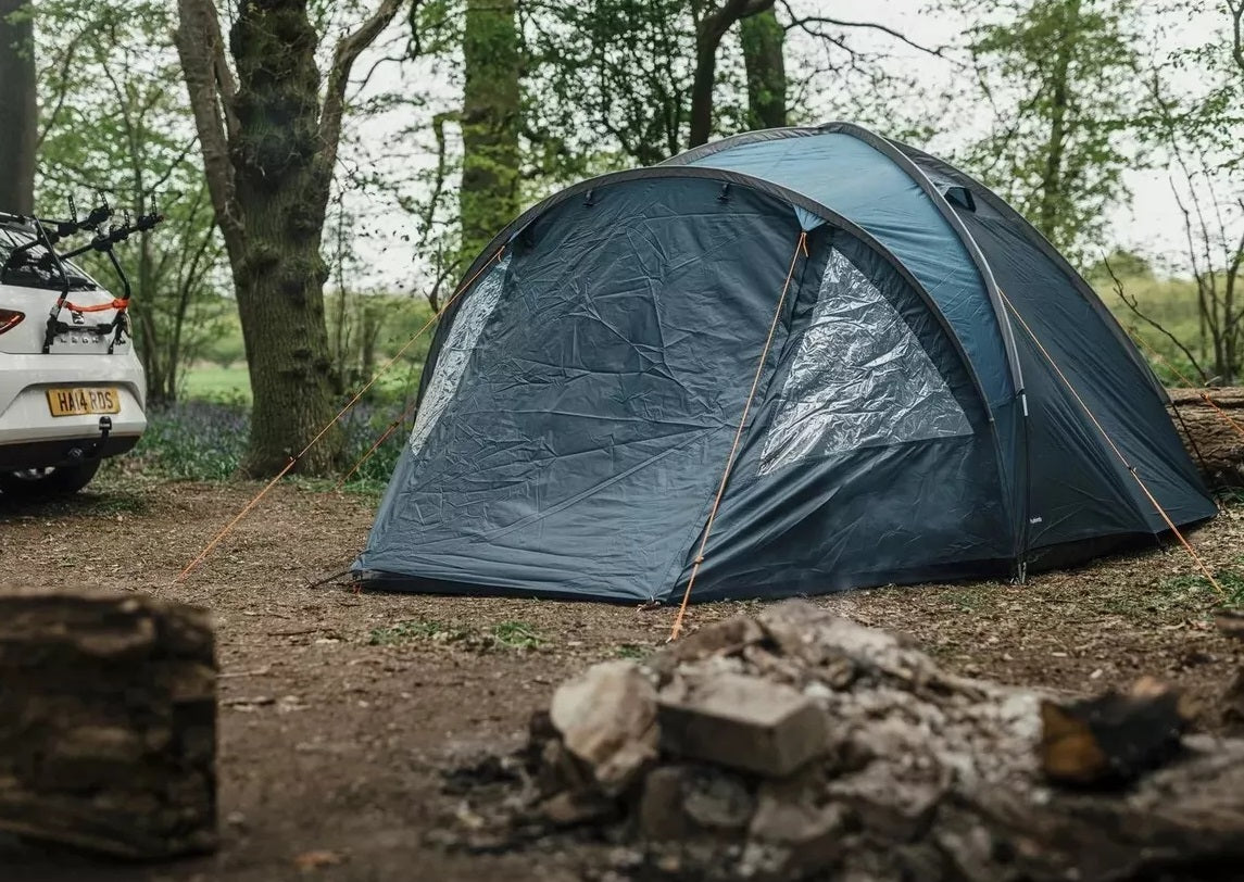 Halfords Outdoor Camping Hiking 4 Person UV Resistant Double Skin Dome Tent - Kazoop 