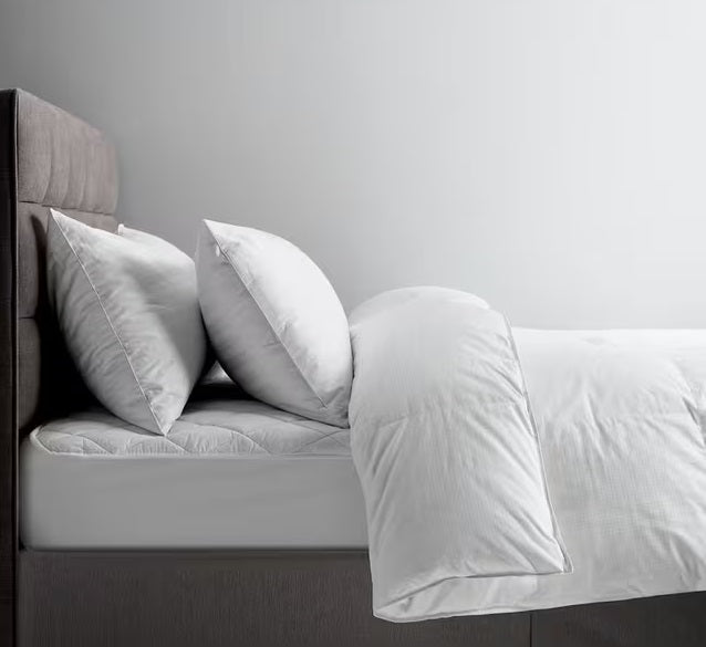 John Lewis Ultimate Collection British Goose Down Standard Pillow - Medium
