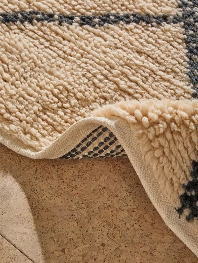 MADE Mona Geometric Diamond Shaggy Wool Blend Rug 170 x 120cm - White/Black - Kazoop 