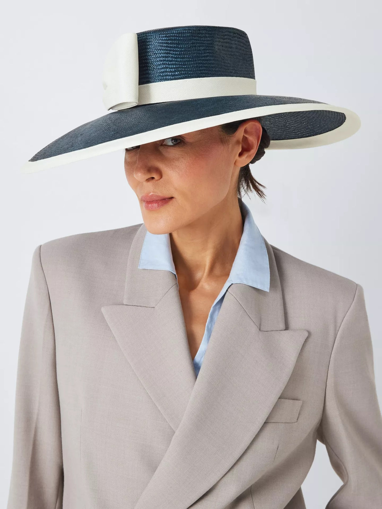 Whiteley Women's Winslow Large Bow Trim Straw Race Day Occasion Hat - Blue