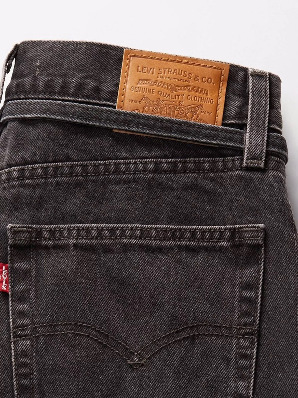 Levi's XL Mid Rise Straight Leg Baggy Jeans - Influential Lady - Size 30