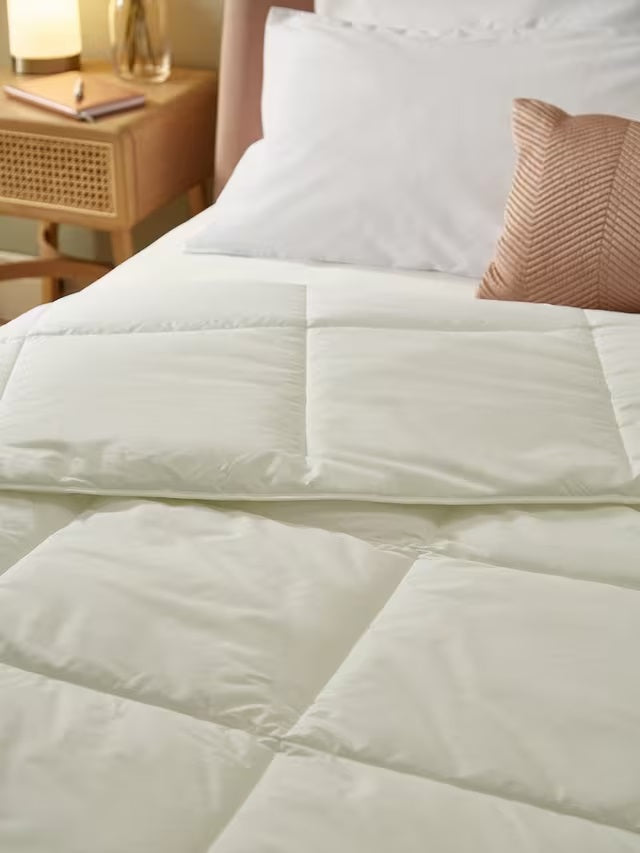 John Lewis Ultimate Down Alternative 10.5 tog White Duvet - Super King