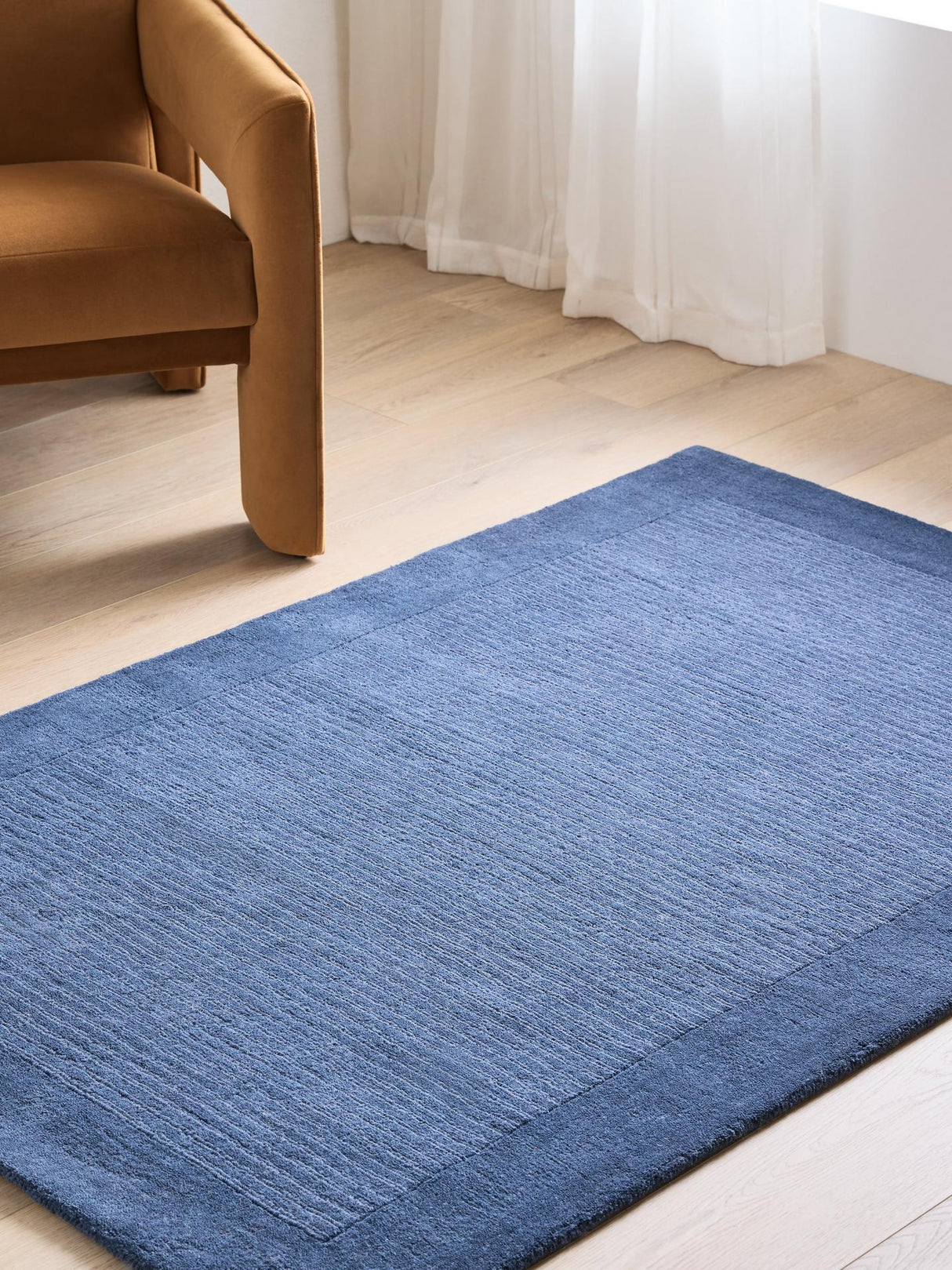 John Lewis ANYDAY Hand Loomed Border Wool Rug - Bluestone L170 x W110cm