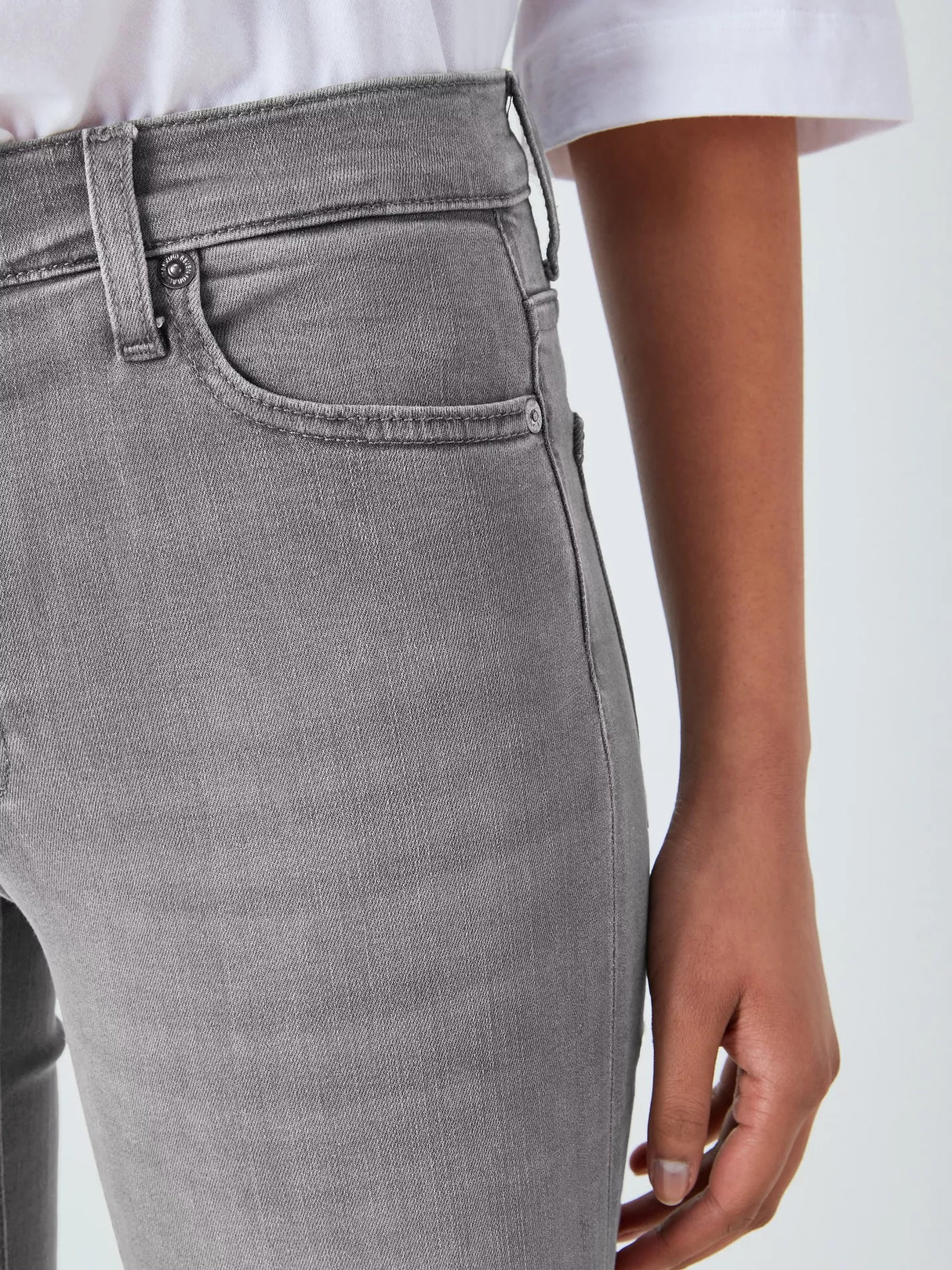7 For All Mankind Women's High Waist Skinny Slim Fit Jeans - Grey - Size 28