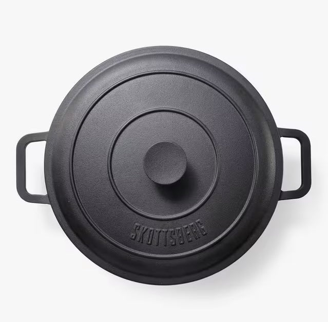 Skottsberg Cast Iron 28cm 5.5L Oven Safe Casserole Dish & Lid - Black
