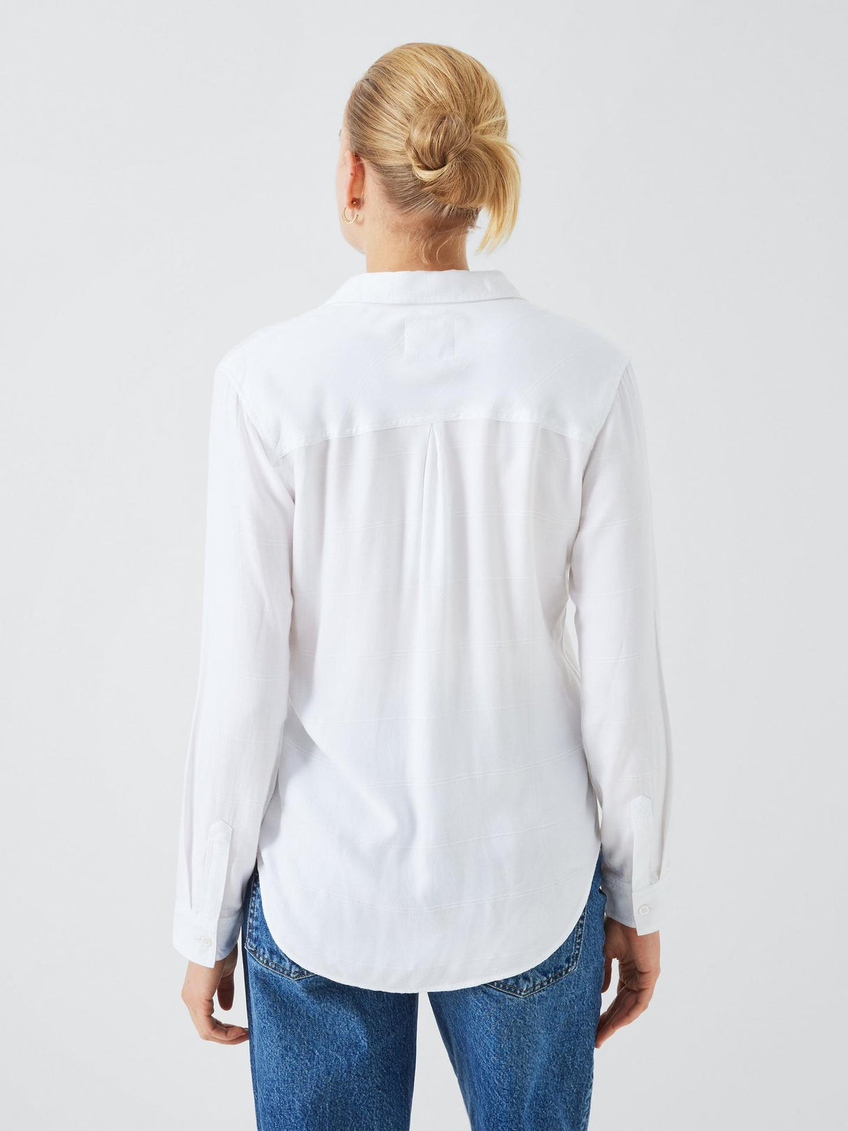 Rails Womens Regular Fit Classic Collar Hunter Rayon Shirt Ivory - Size XL