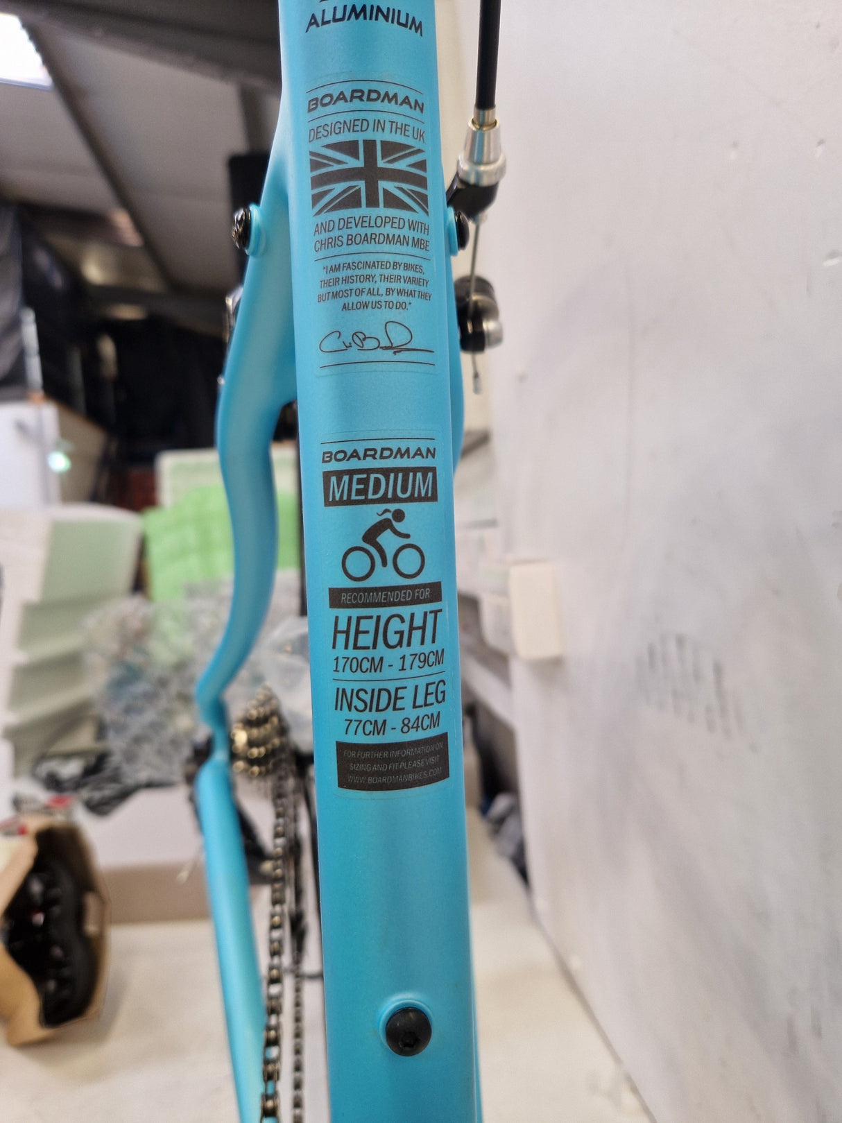 Boardman SLR 8.6 Womens 16-Speed Road Racing Bike - Blue - Medium Frame