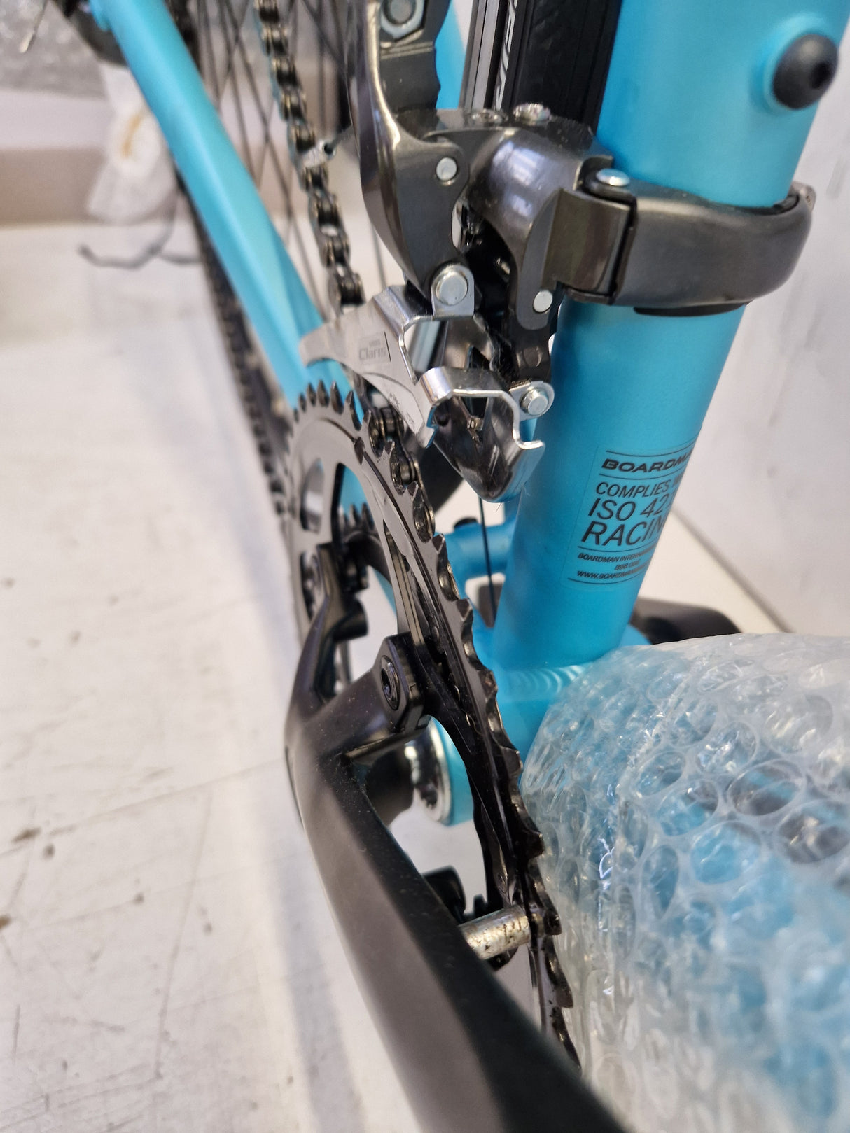 Boardman SLR 8.6 Womens 16-Speed Road Racing Bike - Blue - Medium Frame