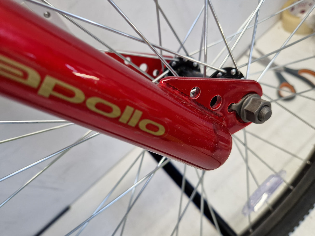 Apollo Transition Mens 18-Speed V-Brakes Hybrid Bike - Red - Small 14''
