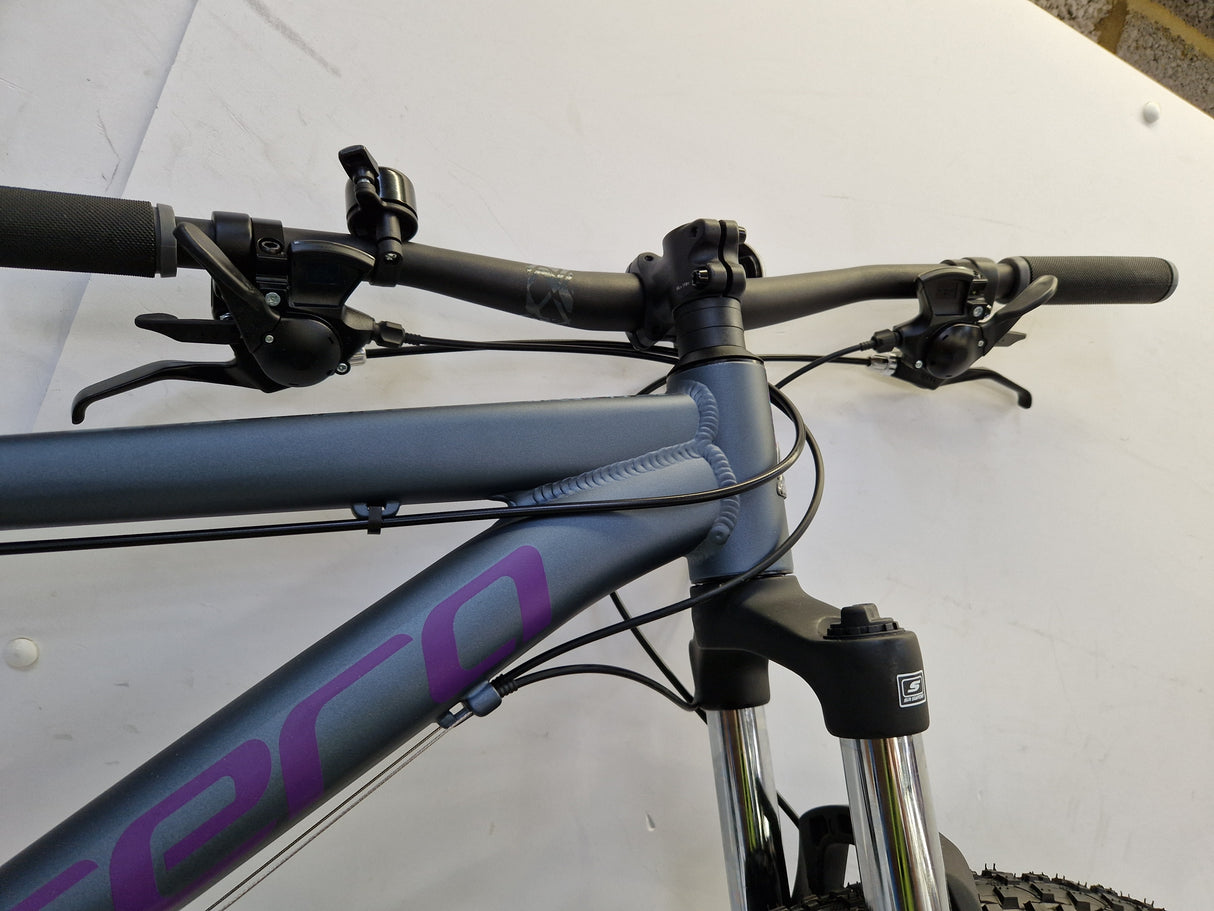 Carrera Vengeance Womens 16-Gears Alloy Mountain Bike - Grey - 16" Medium