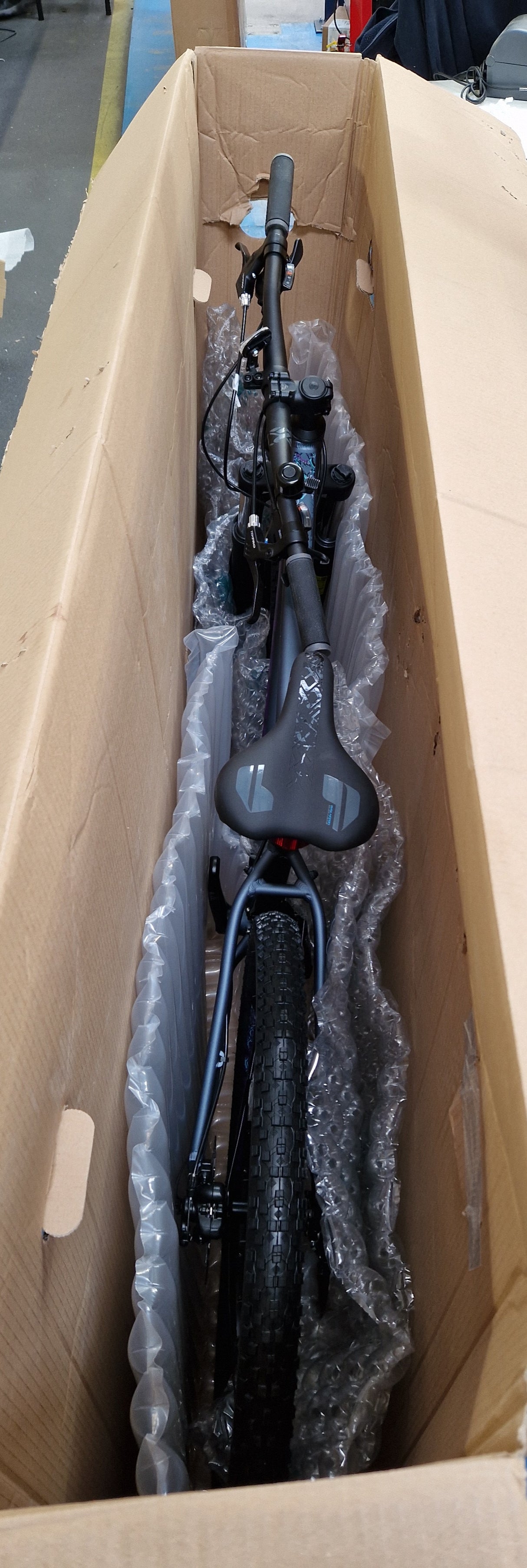 Carrera Vengeance Womens 16-Gears Alloy Mountain Bike - Grey - 16" Medium